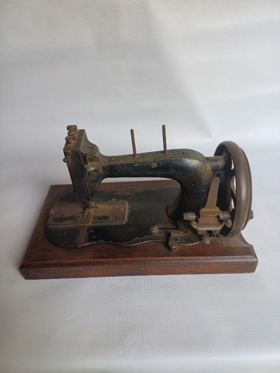 MAQUINA DE COSTURA ANTIGA64961615537411121