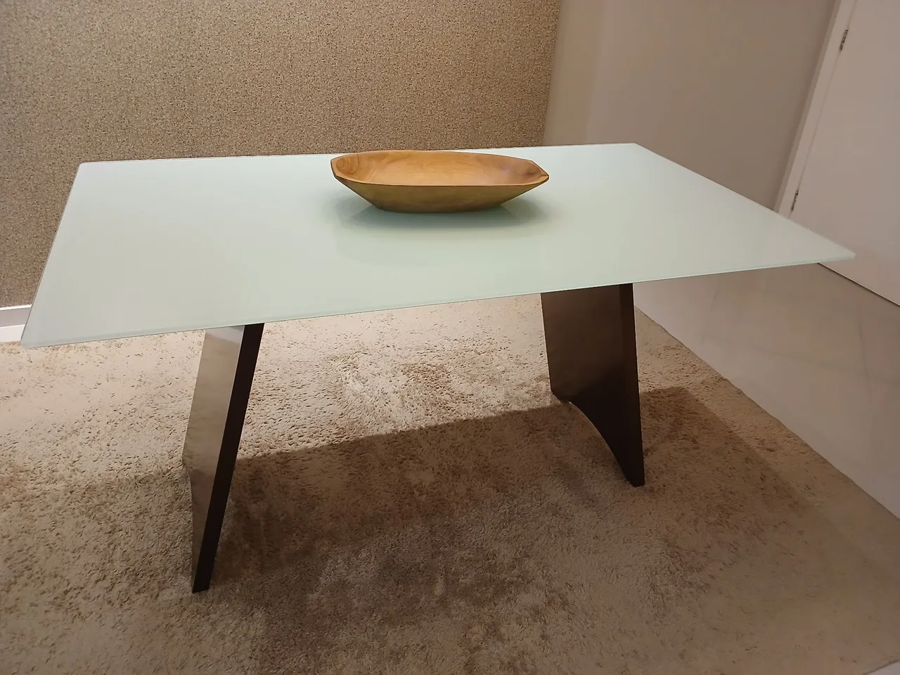 Mesa de Jantar com Tampo de Vidro