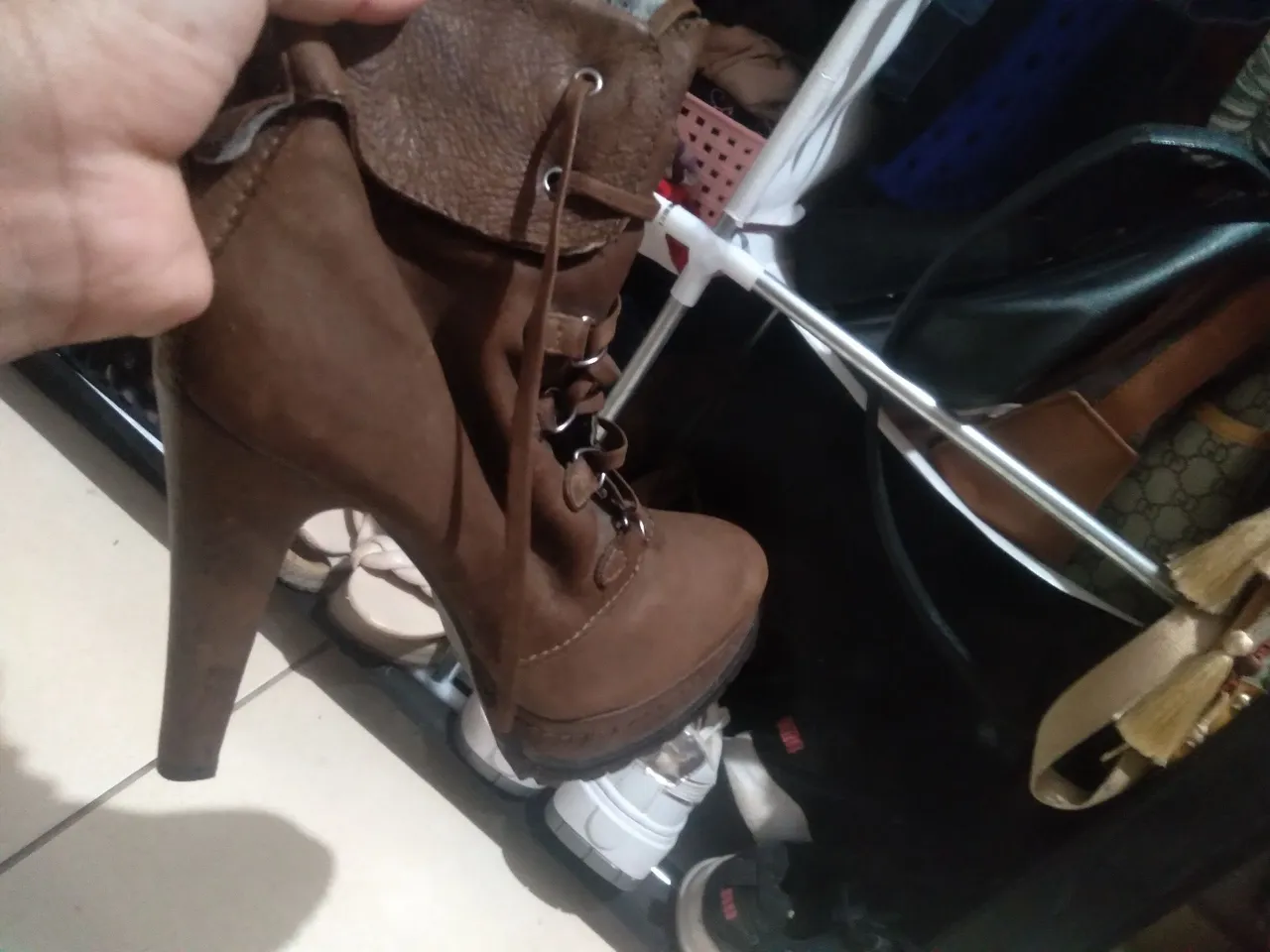 Bota Salto Alto Marrom