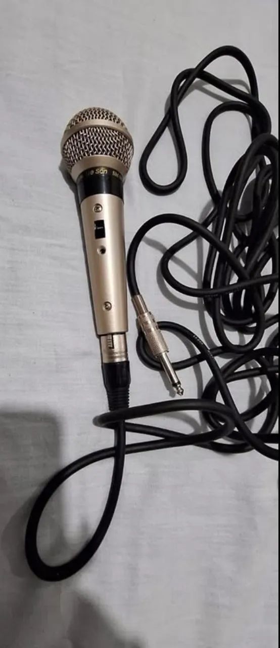 Amplificador Meteoro MG10 e microfone com fio - Foto 2