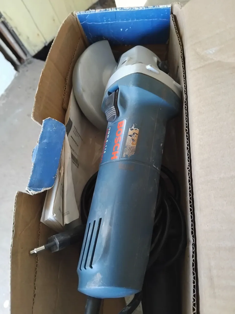 Esmerilhadeira Bosch GWS 6-115