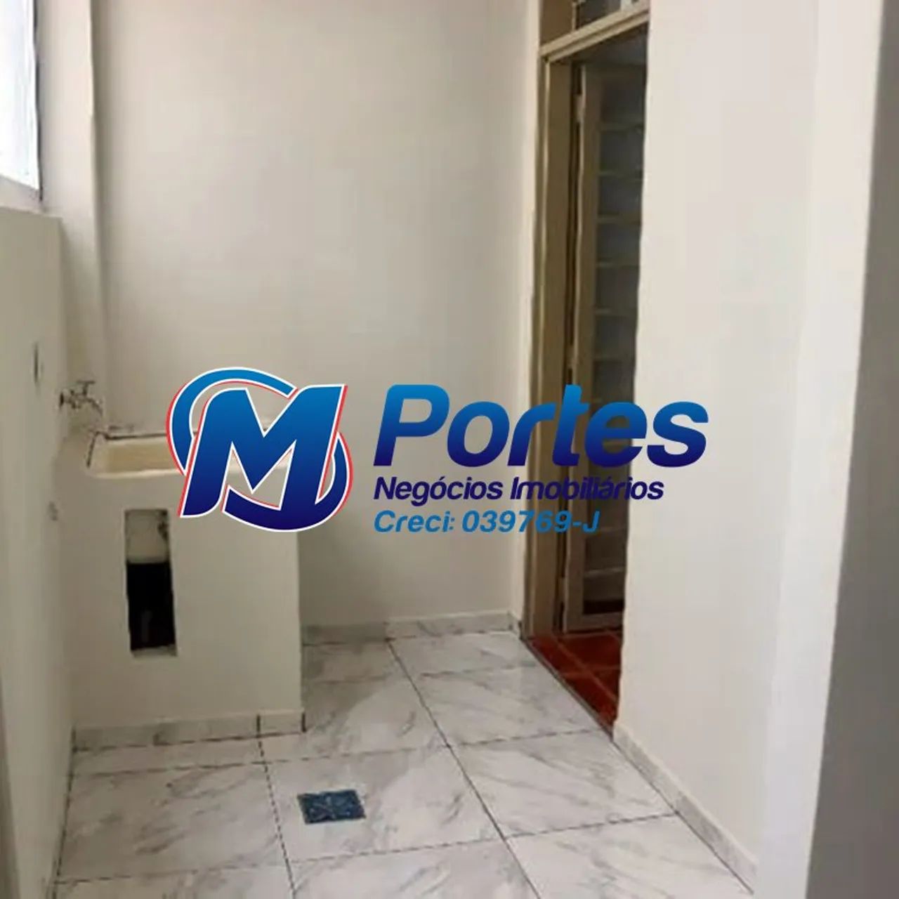 Apartamento a venda com elevador  Próximo ao centro, supermercados, farmácias, padarias, r