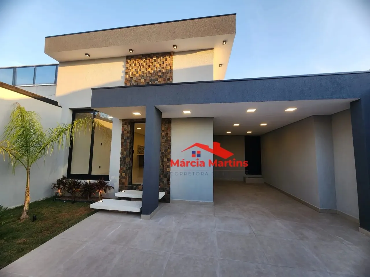 Maravilhosa Casa Térrea Nova de Alto Padrão 4 Dormitórios/3 Suites no Centro de Botucatu/S