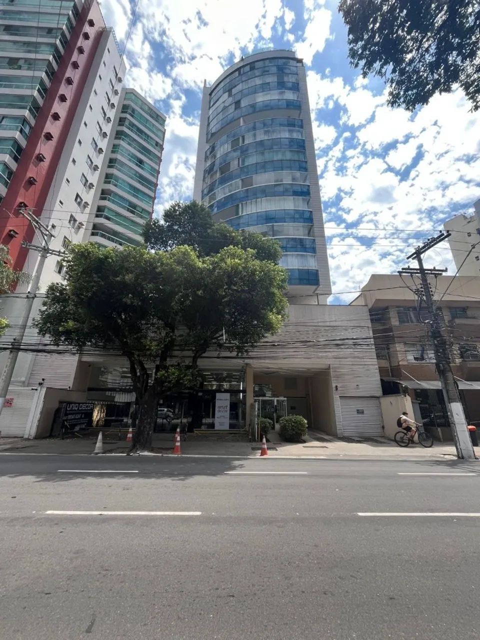 2 quartos com suíte de frente na Enseada do Sua