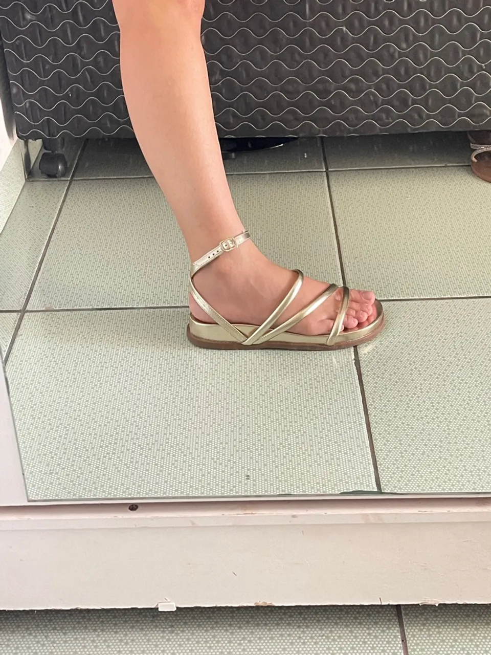 Sandália ANACAPRI Dourada Feminina - Elegância nos seus pés!