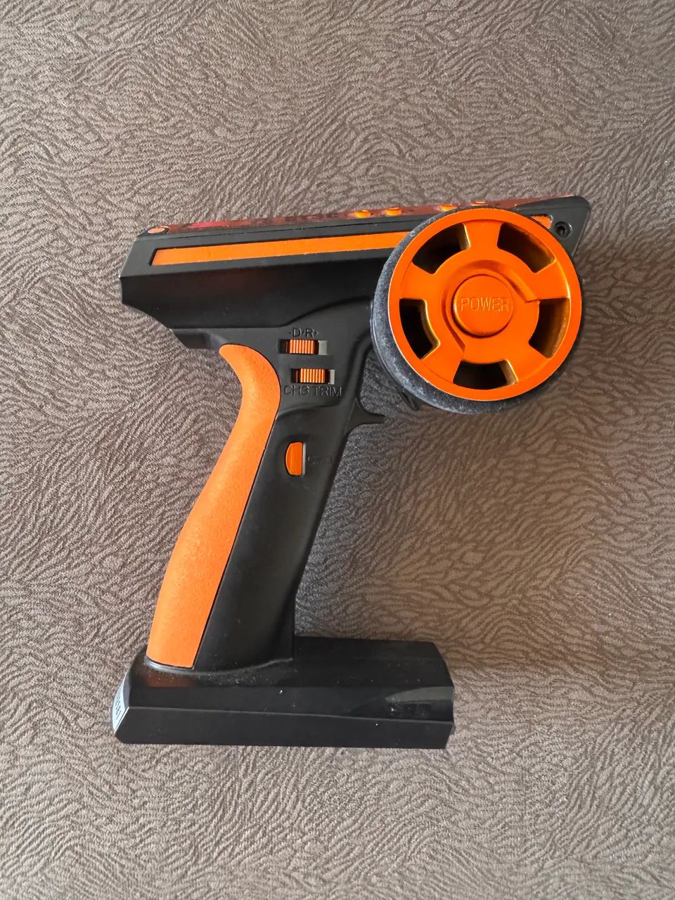 Automodelo Buggy Nitro 1/8 JQ Racing 4WD - Foto 3