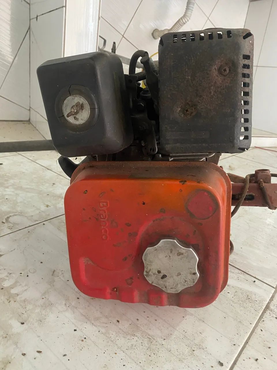 Motor e Capa para barco  - Foto 4