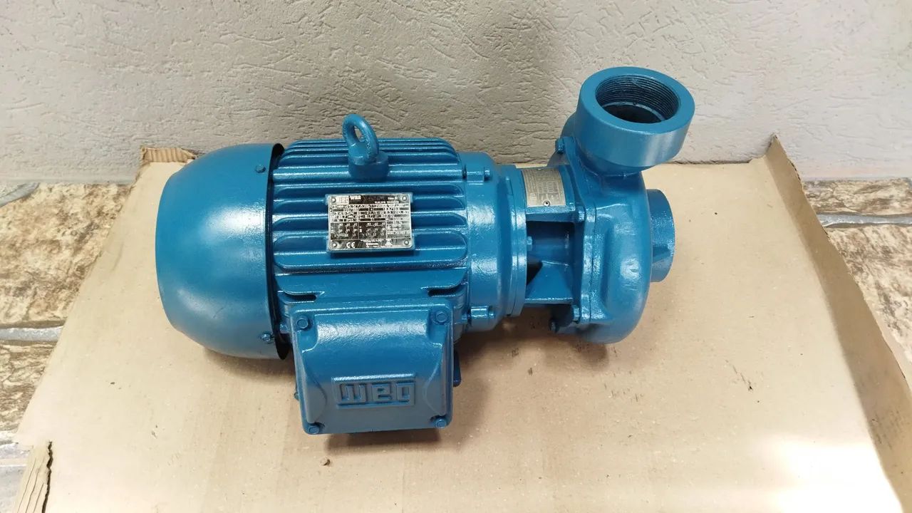 Bomba de água Weg 7,5cv