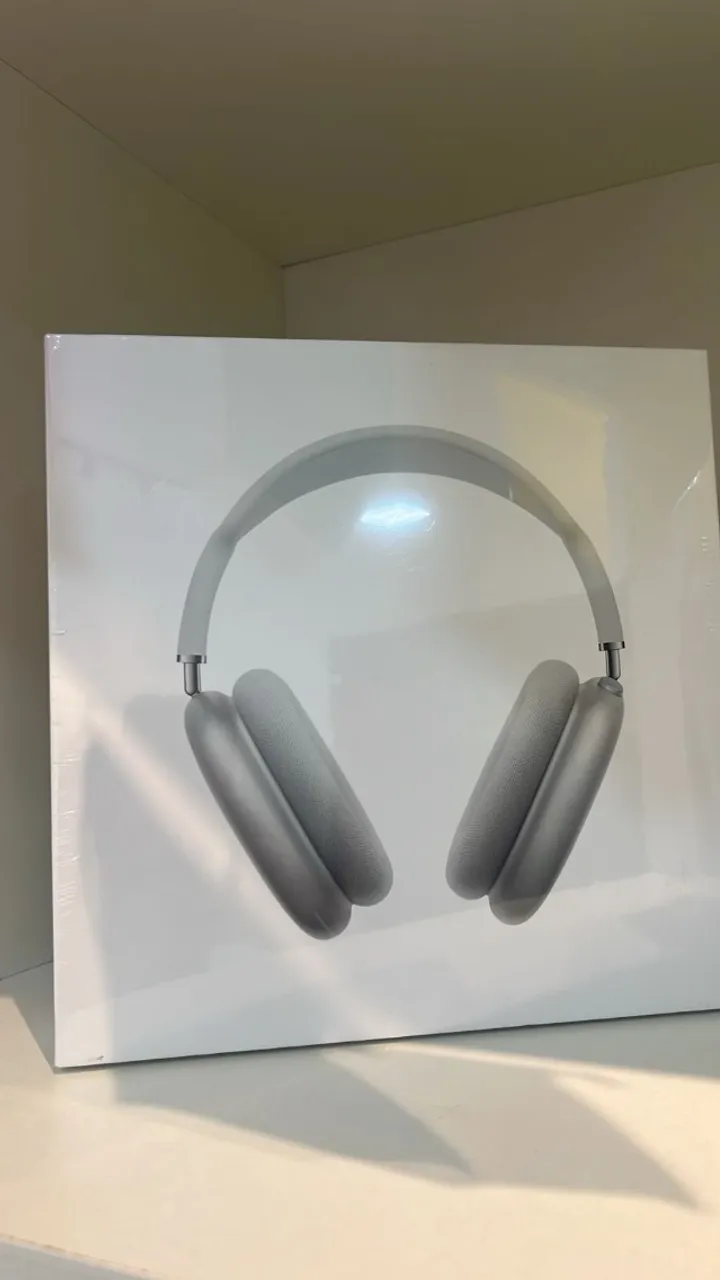 HEADPHONE AIRPODS APPLE