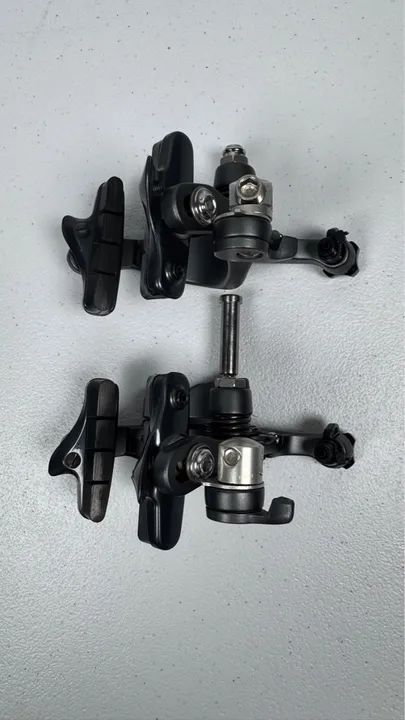 PAR FERRADURA SHIMANO ULTREGA SEMI NOVAS  - Foto 6