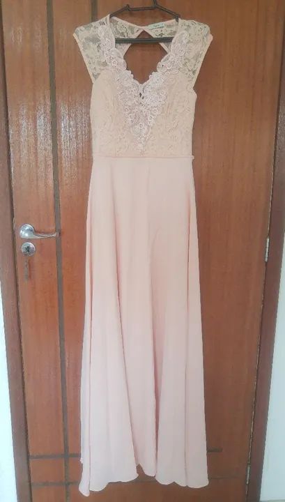 Vestido de renda rosa claro