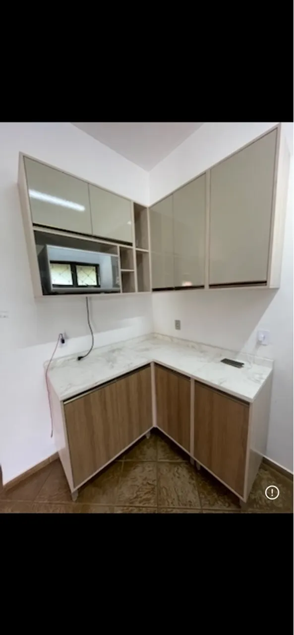 Armário de Cozinha Amadeirado Novo