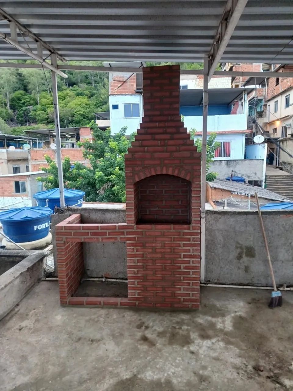 Churrasqueira e bancada 64310423497859121