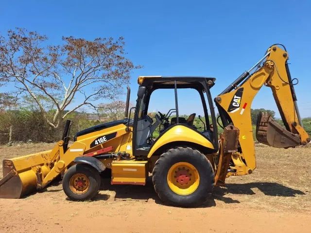 Retroescavadeira Caterpillar 416E Ano 2014 - Foto 4