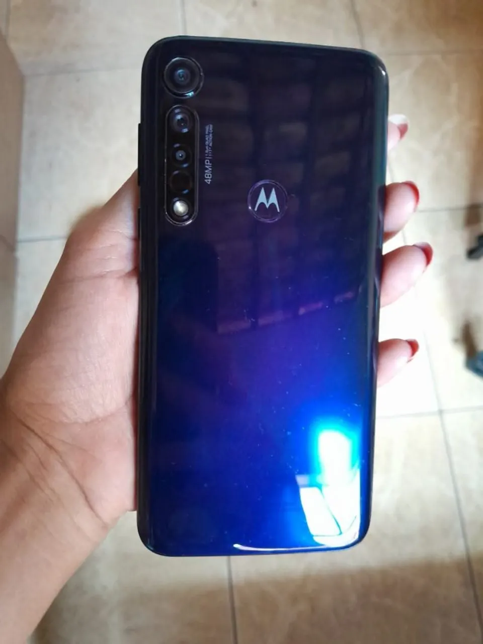 Moto g8 plus 64 gigas