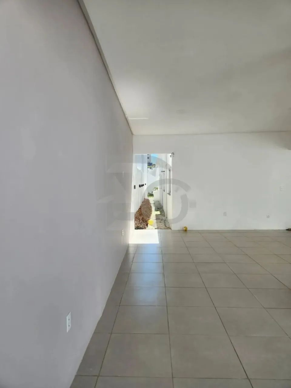 Casa no Bairro Coroa do Meio com 5 Quartos e 4 Banheiros - Foto 5