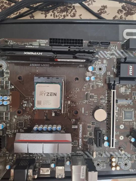 Kit Ryzen 5 2600 + 8x2gb kingston ddr4 2400mhz + A320M granade MSI