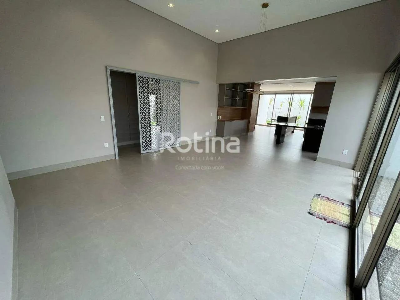 Casa para alugar, 4 quartos, Granja Marileusa - Uberlândia/MG - Rotina Imobiliária - Foto 3
