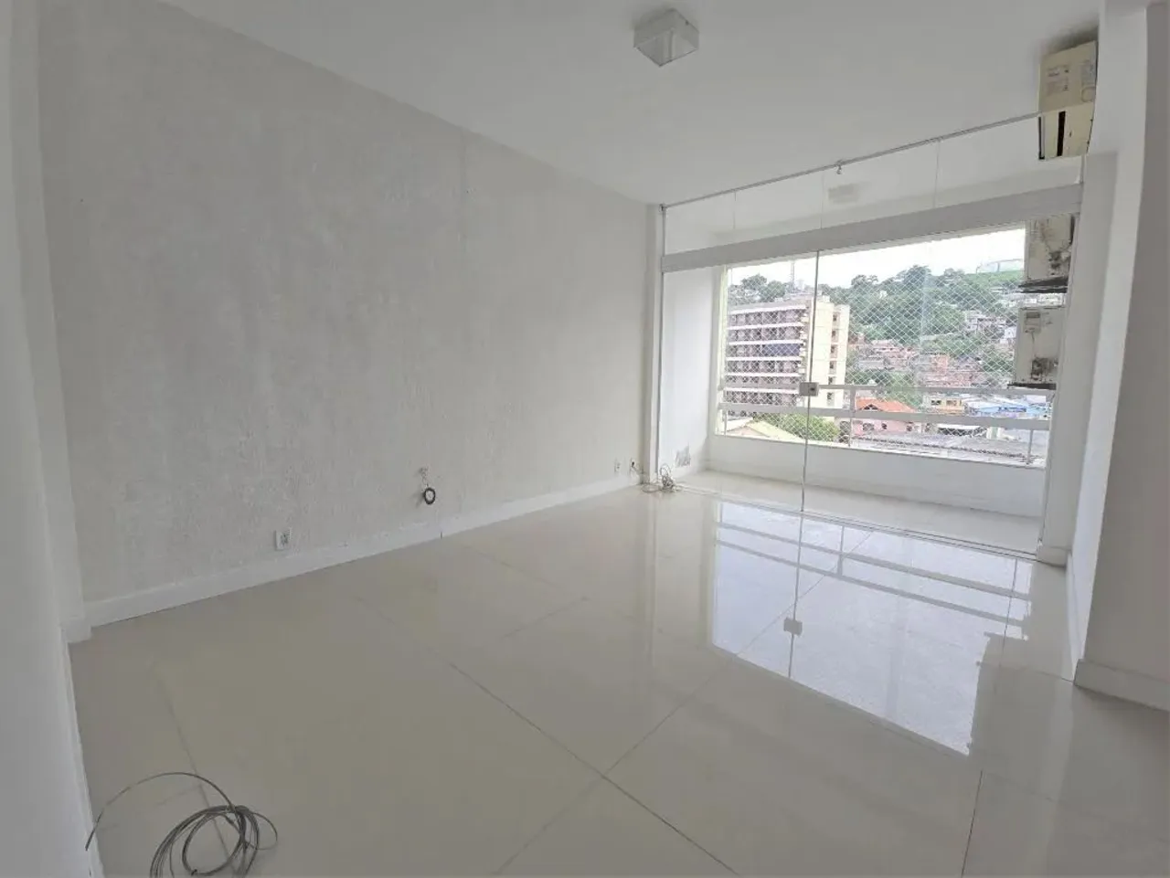 Cobertura com 4 quartos à venda, 187 m² por R$ 450.000 - Caonze - Nova Iguaçu/RJ