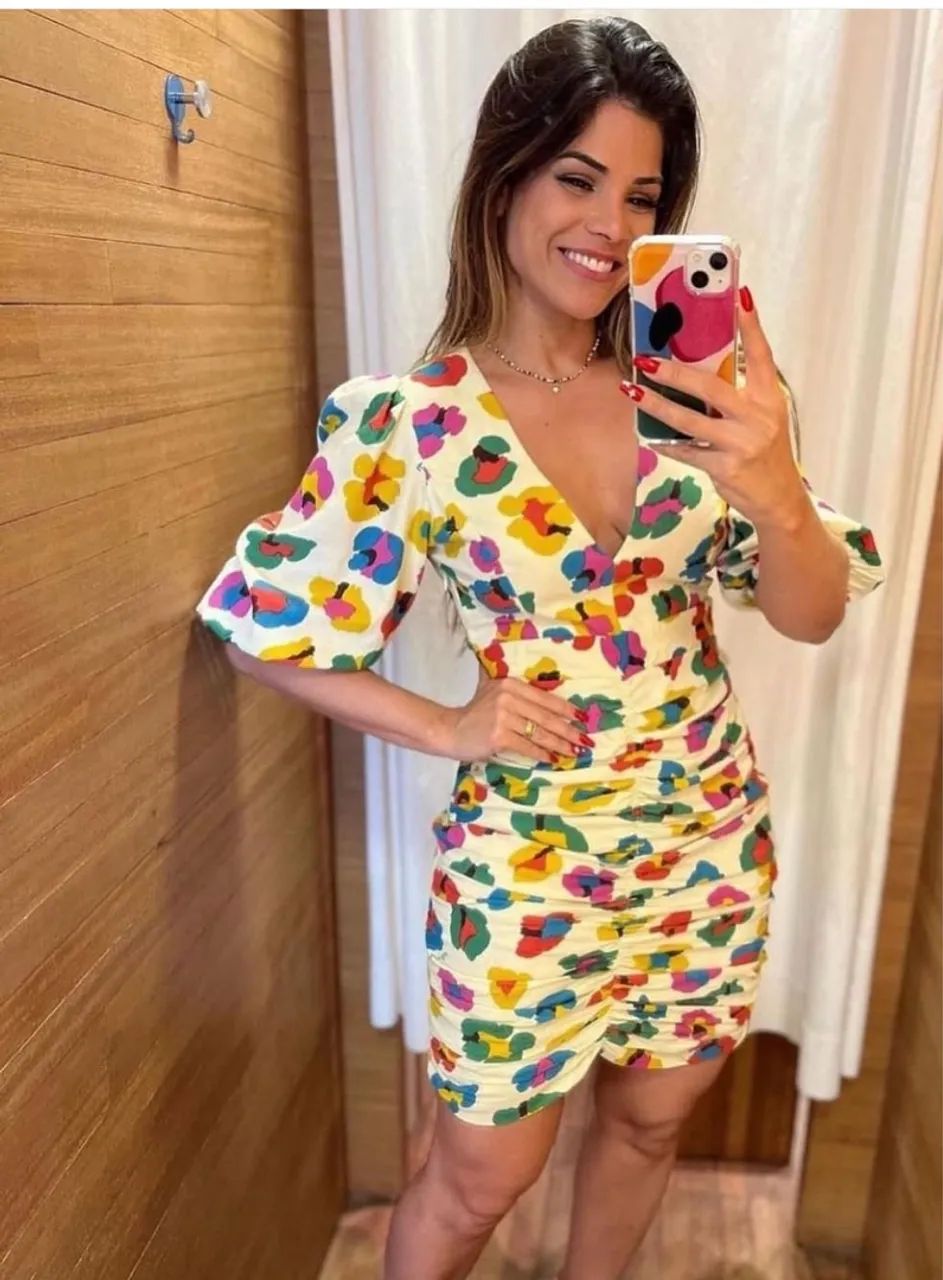 Vestido farm P novo 