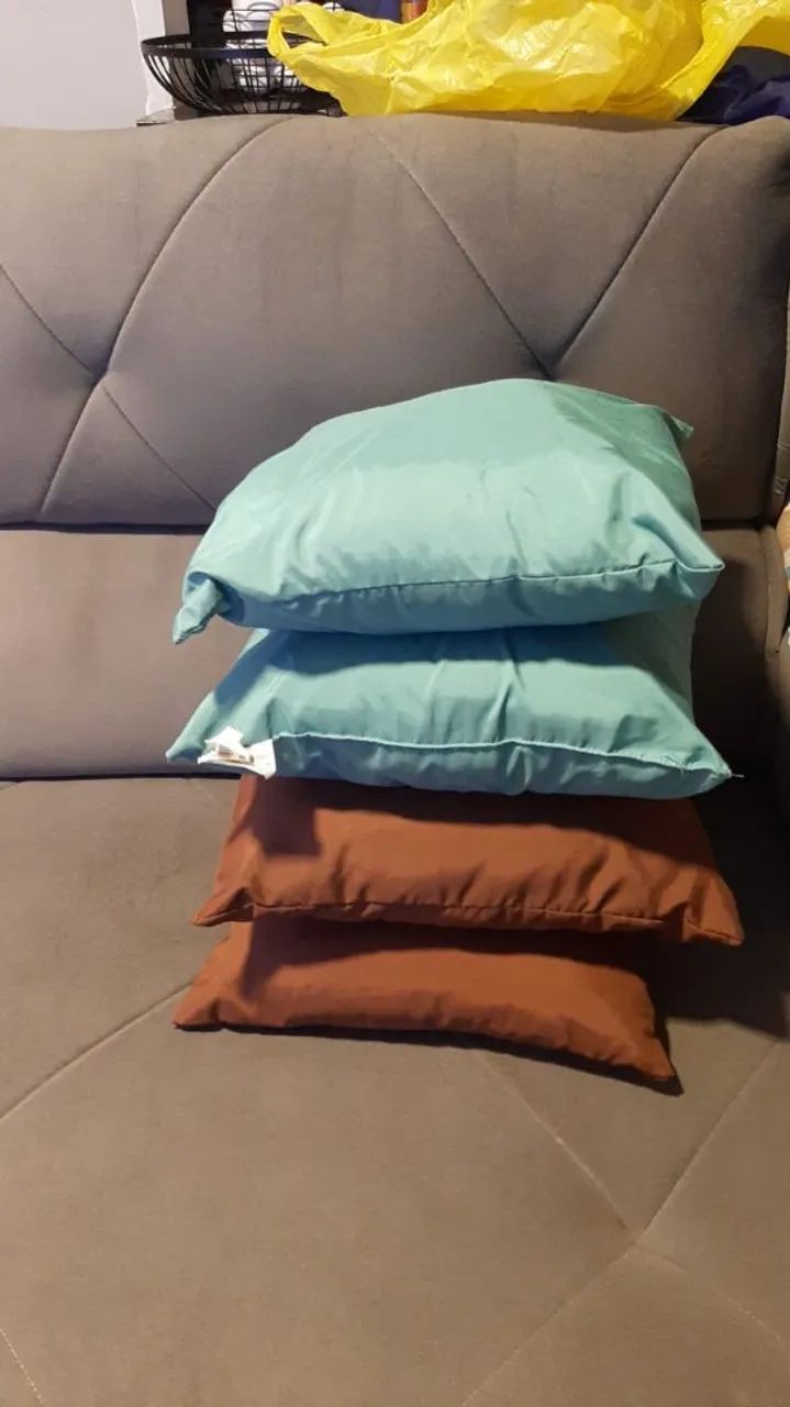 Almofadas pequenas cores variadas