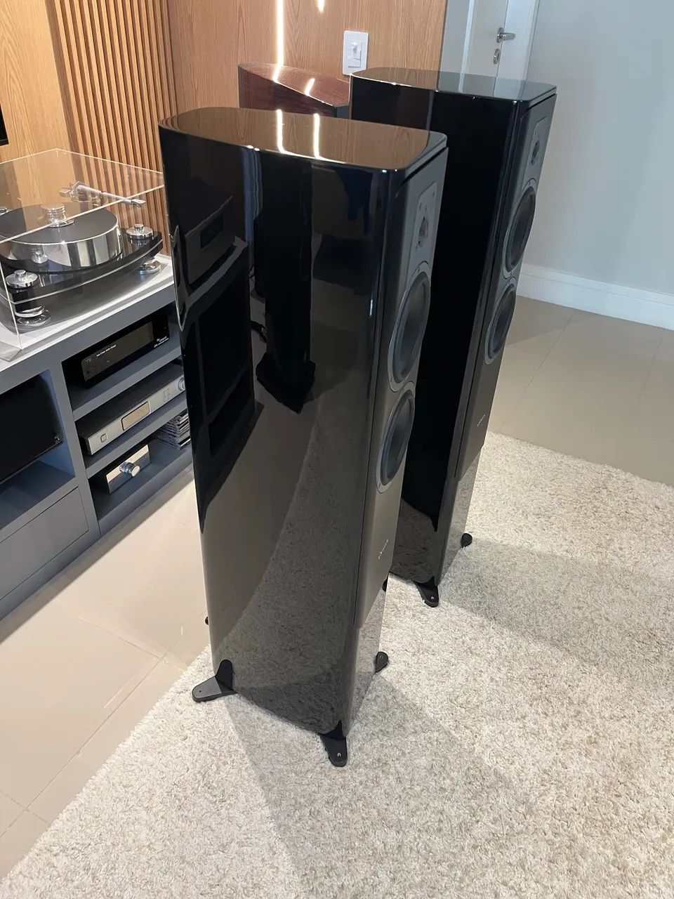 Caixas Dynaudio Contour 30 black gloss - Foto 5