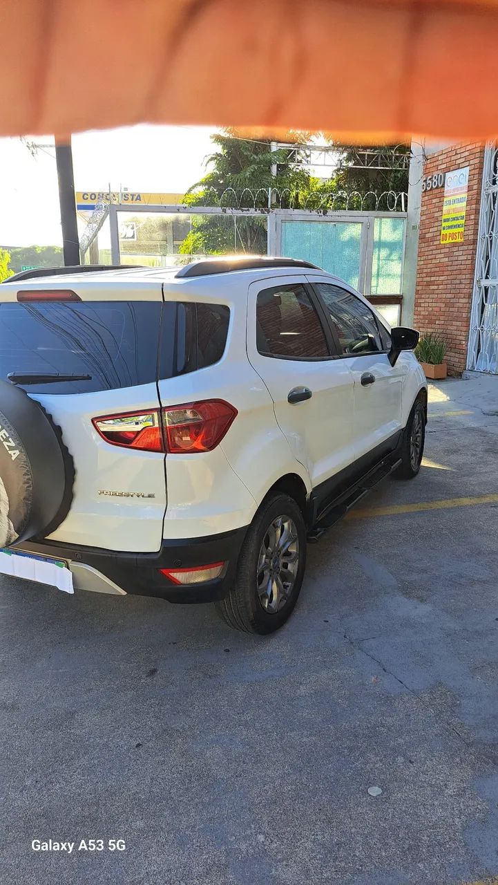 Carro ecoesporte 