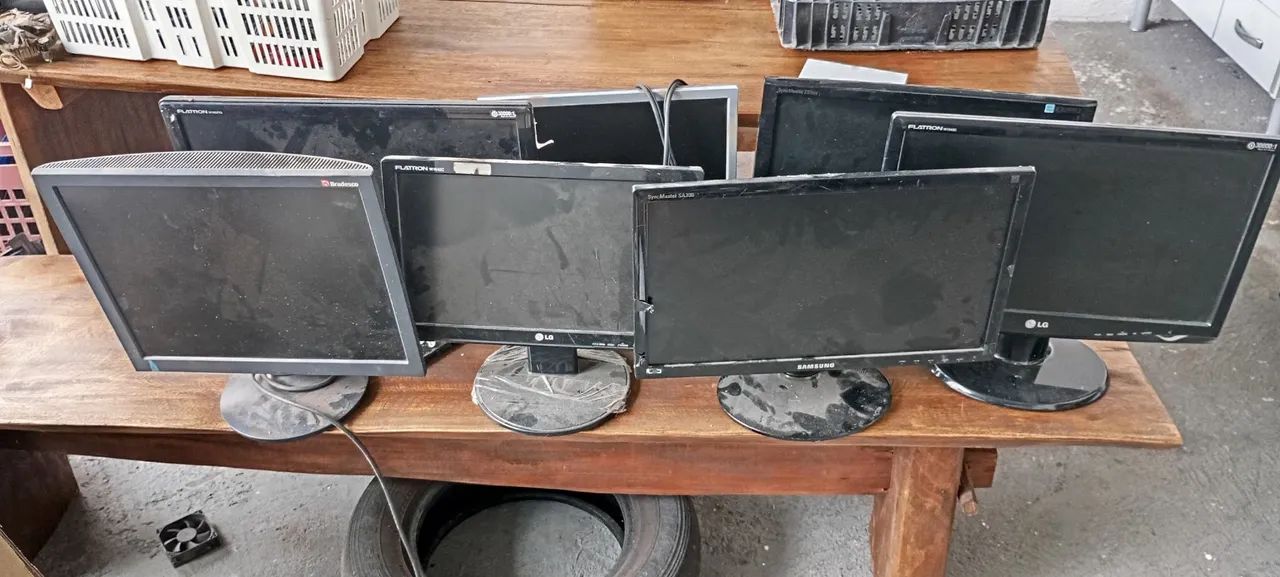 7 Monitores COM DEFEITO *Leia Descrição**