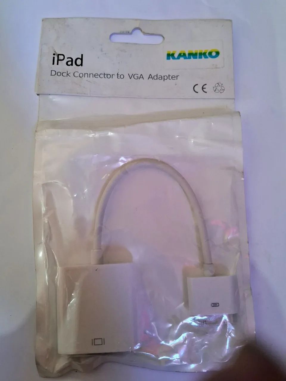 VGA adapter with dock connector for iPad. VGA adapter with dock connector for iPad.64374417886849121