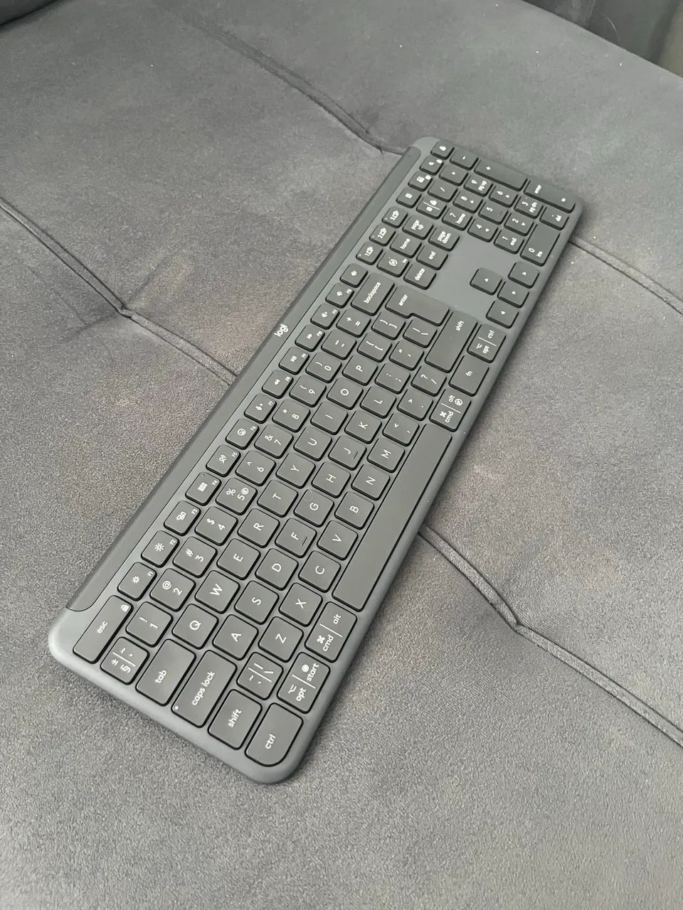 Teclado Logitech K950