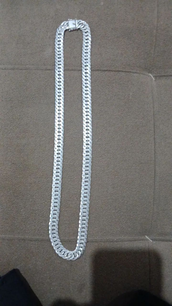 Vendo e troco corrente de prata elo duplo 12mm