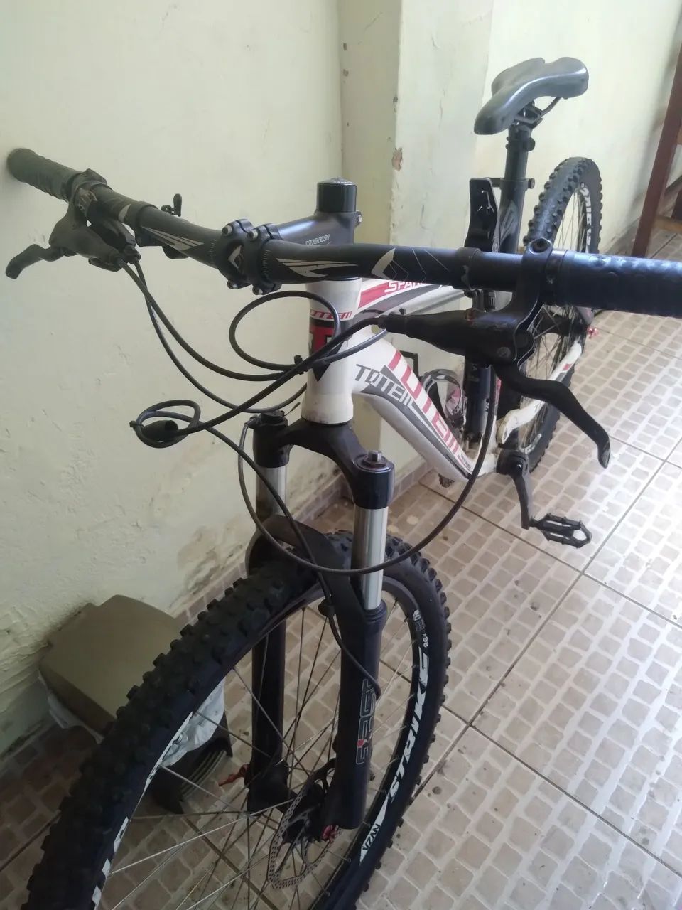 Bicicleta   - Foto 3