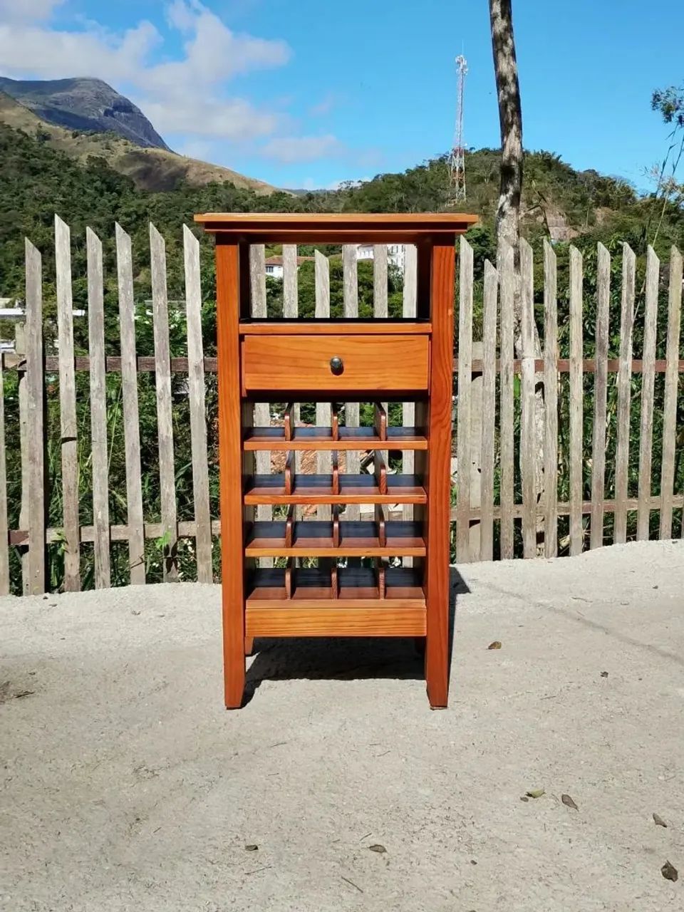 Aparador/ adega 
