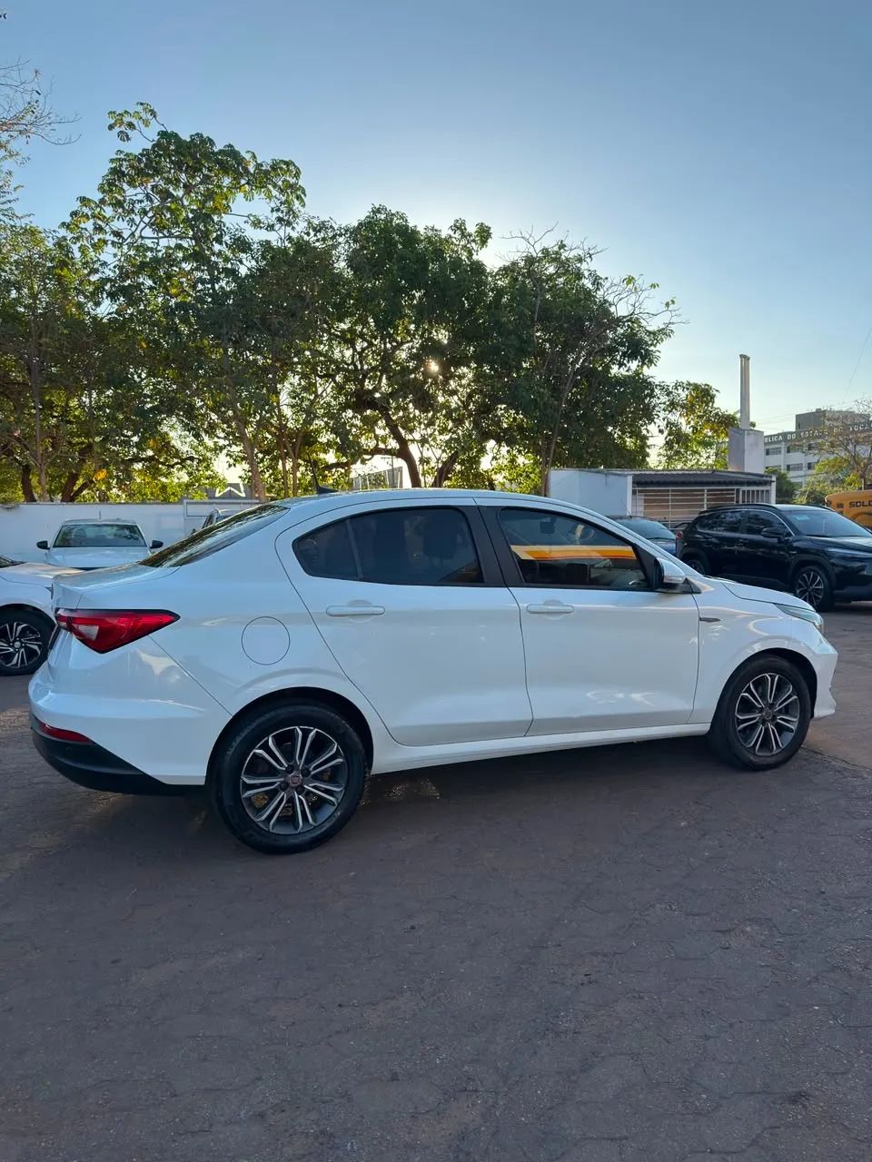 Fiat Cronos Precision 1.8 16V Flex Mec. 2019 - Foto 4