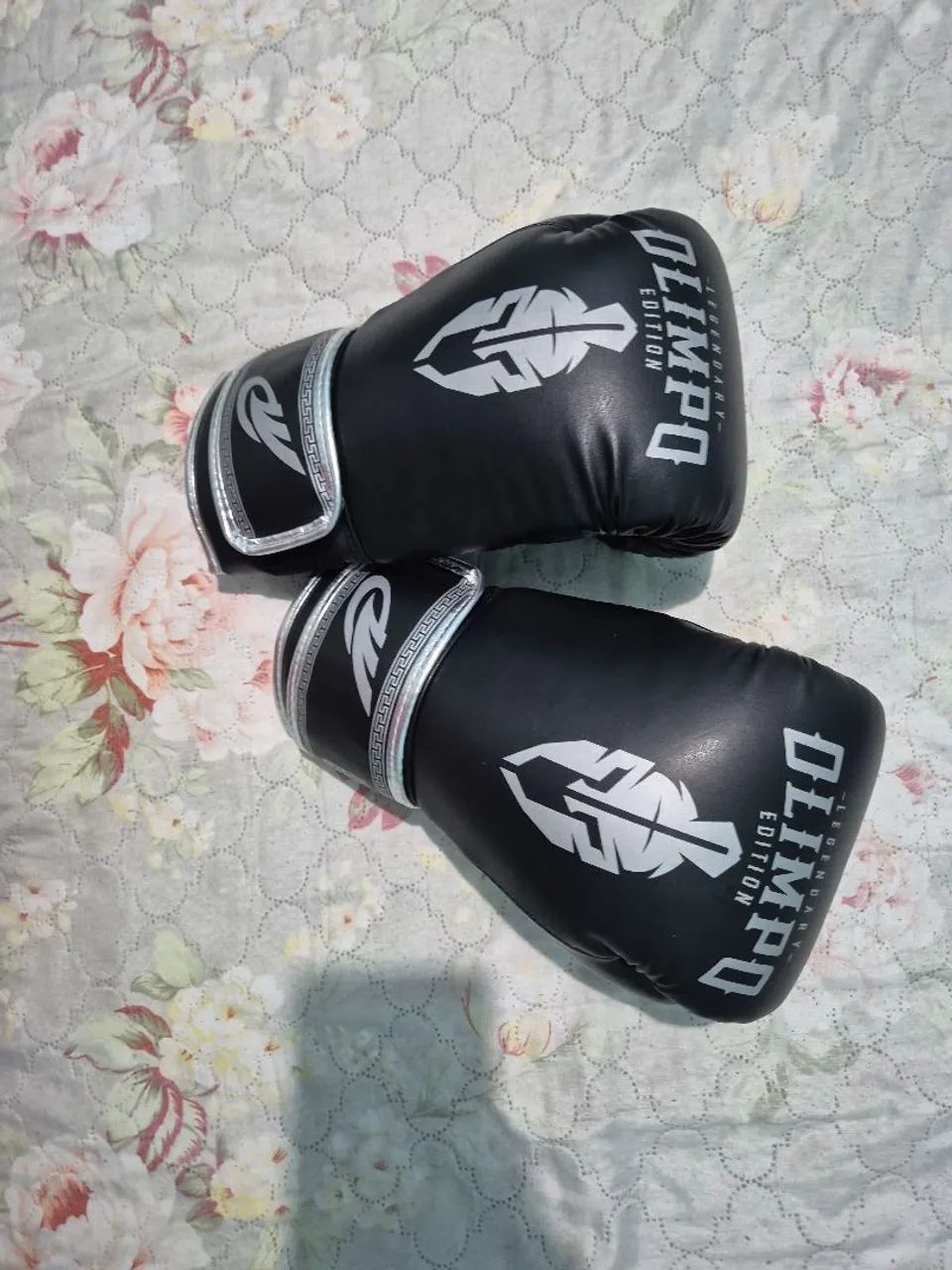 Luva de boxe e muay Thai semi nova  - Foto 3