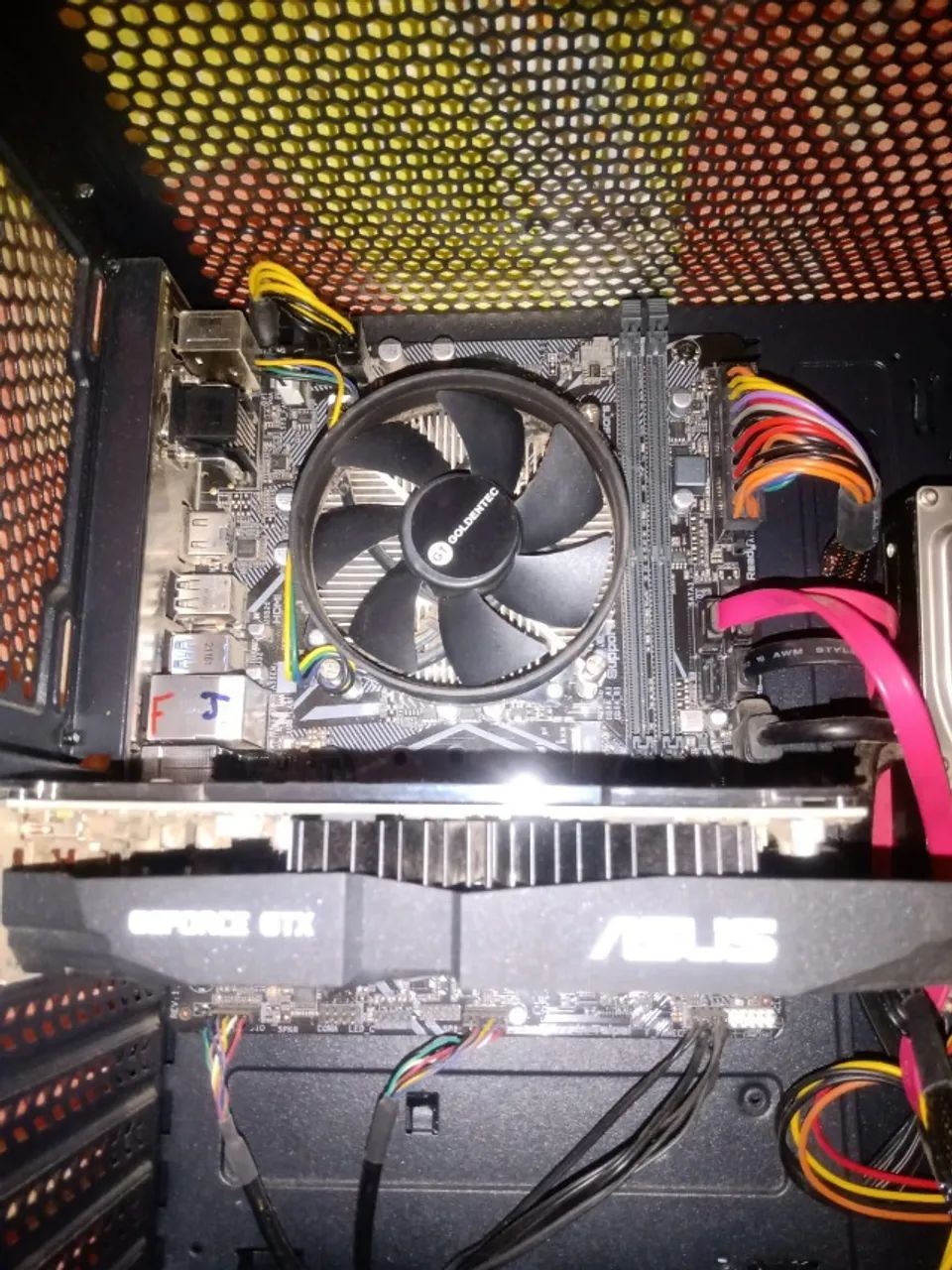 PC i5 10400F - Foto 2