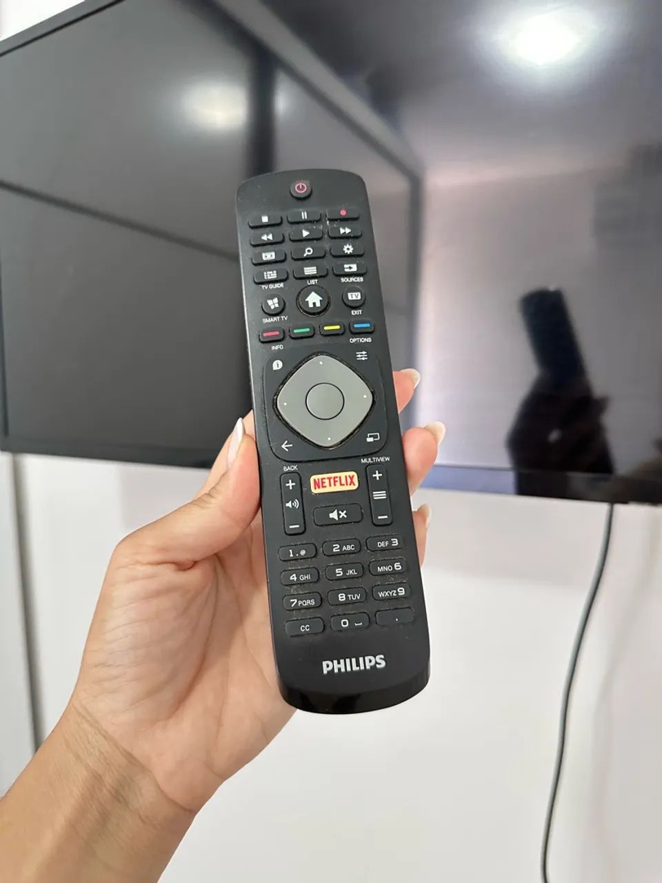 TV Philips 32 polegadas (alguns LEDs com defeito, porém funcionando normalmente)  - Foto 2