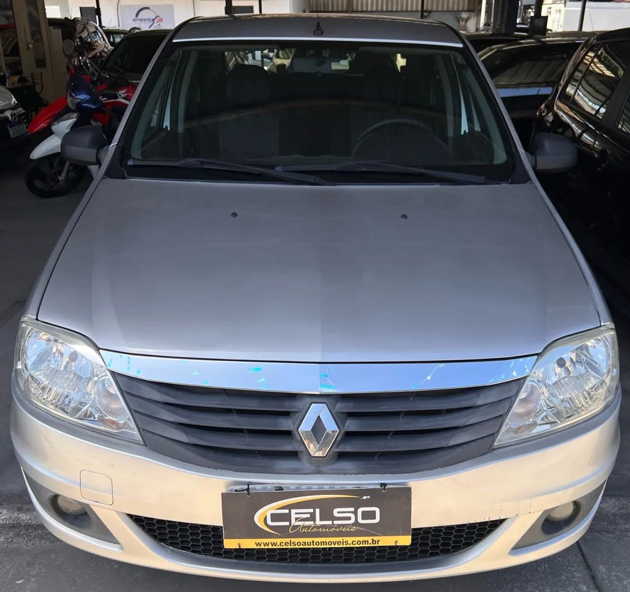 Renault Logan Expression Hi-flex 1.6 8V 4P 2011 - Foto 5
