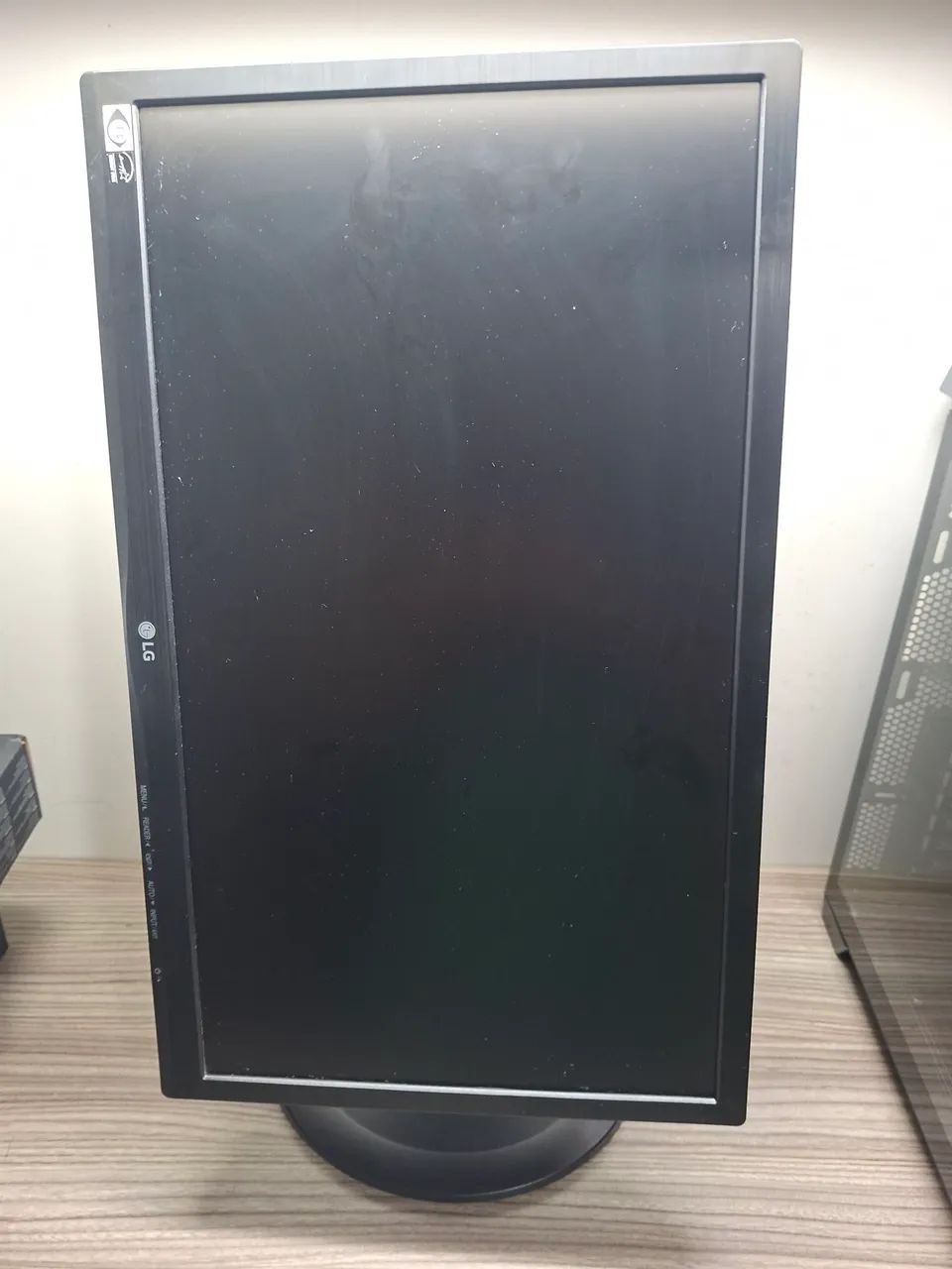 Monitor LG modelo 228n550y - Foto 5