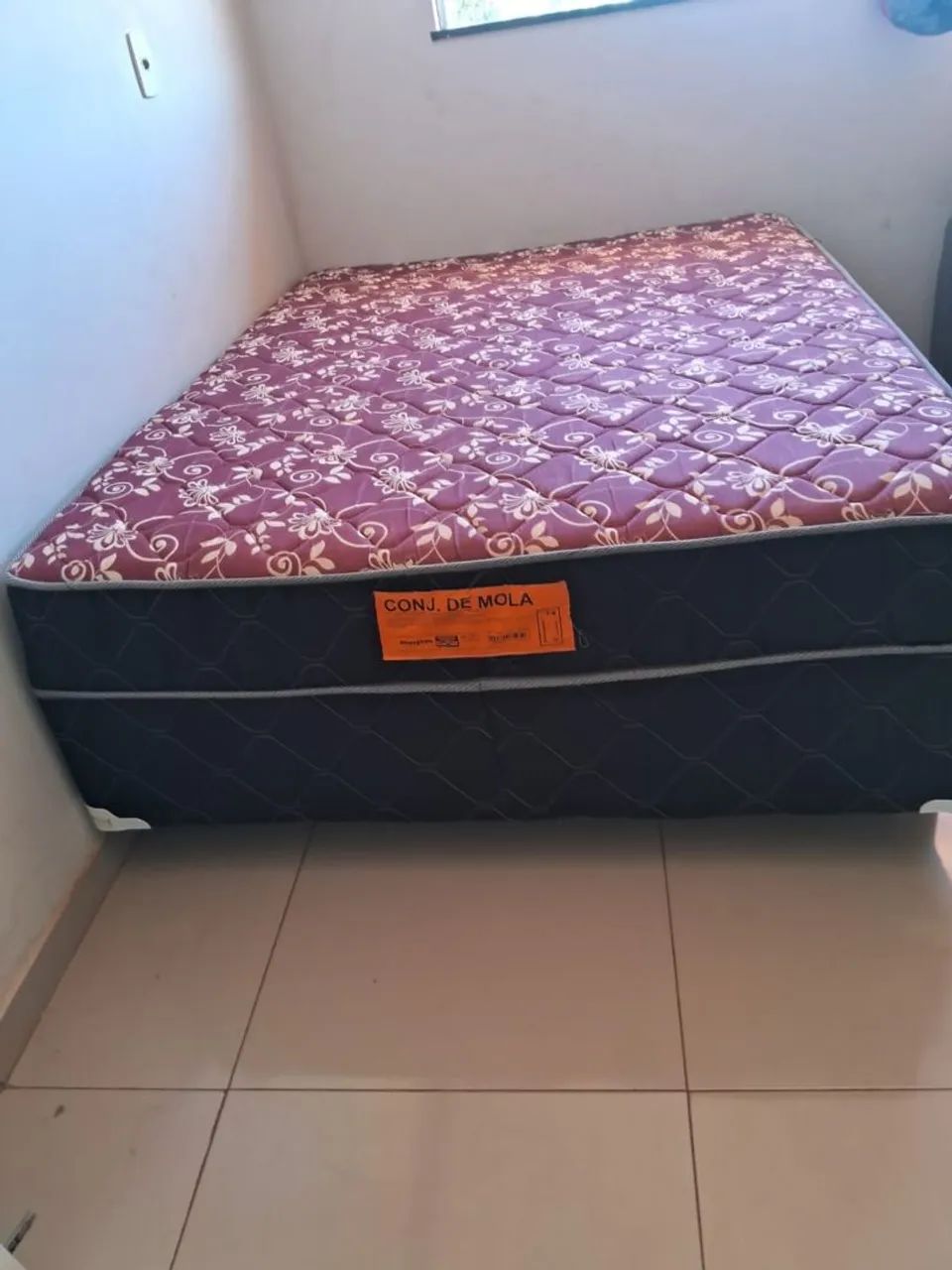 Cama box de casal 