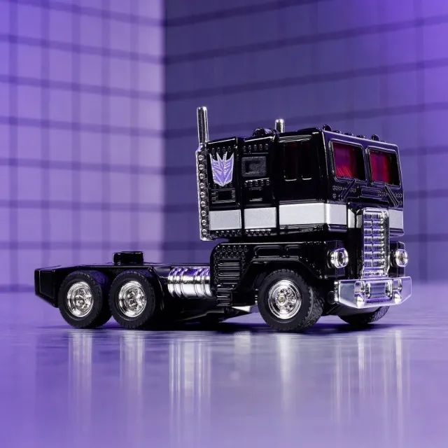 Hot wheels Optimus Prime Nemesis - Premium - Mattel Creations - Foto 2