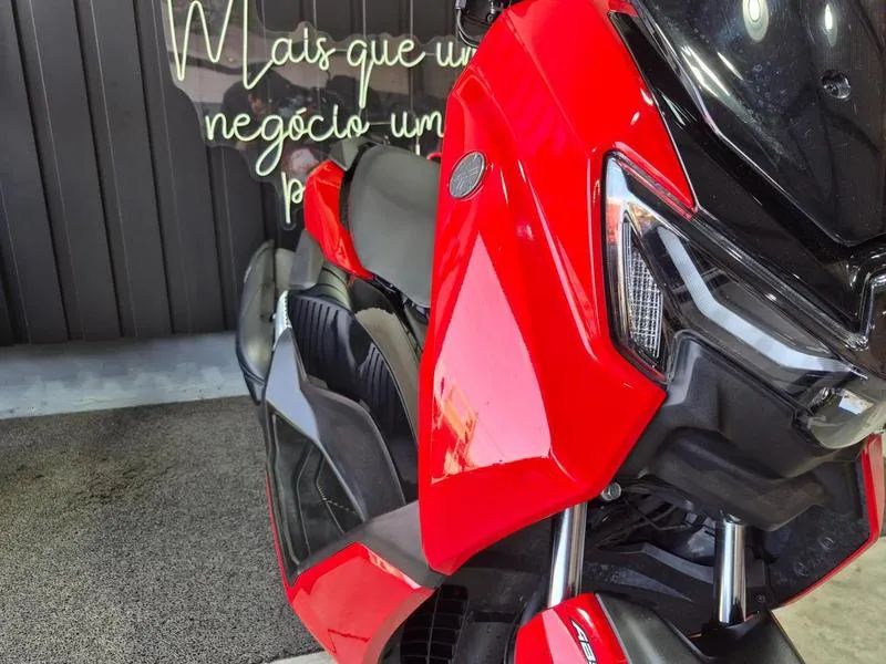 YAMAHA NMAX 160 2025 - Foto 4