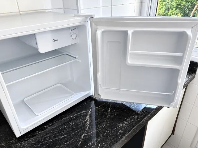 FRIGOBAR MIDEA 45 LITROS 110 V - Foto 2