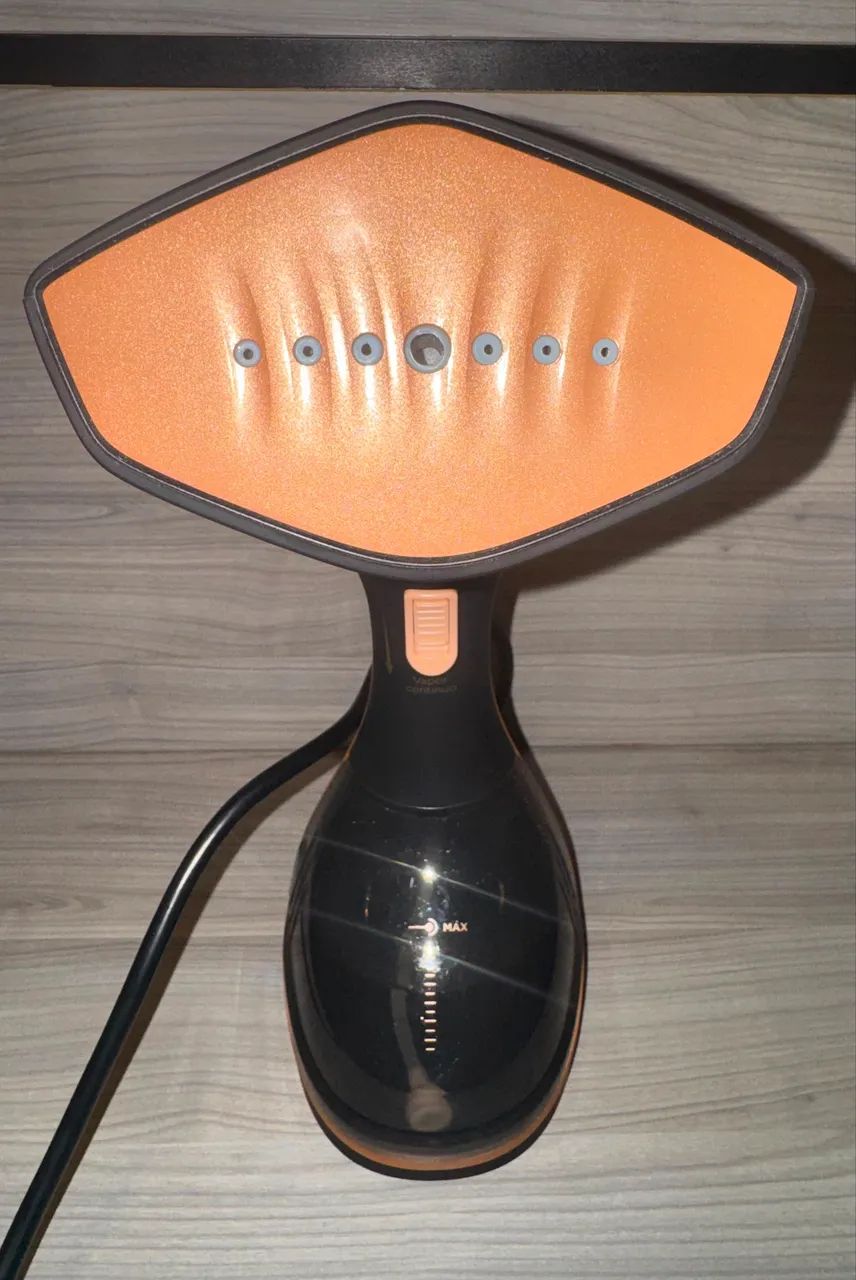 Higienizador e Passador a Vapor Portátil (Steamer) Black+Decker - Foto 2