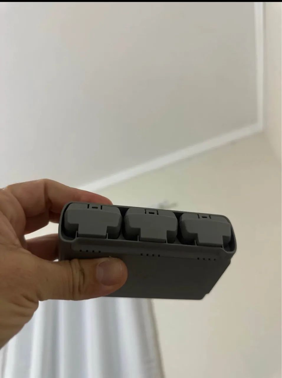 KIT COM 3 BATERIAS ORIGINAIS + HUB CARREGADOR DJI MINI 2 - Foto 2