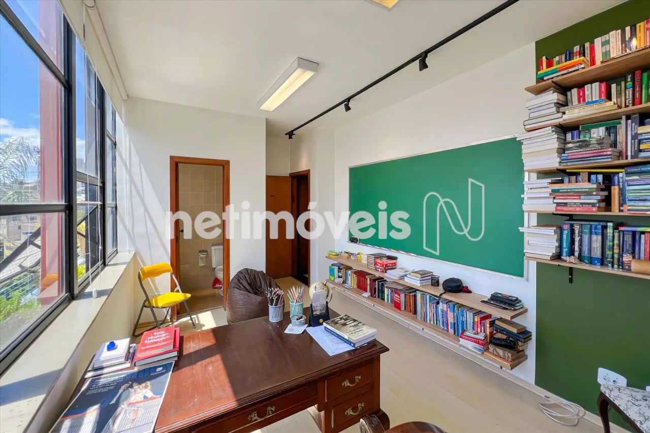 Sala de 25m²; à venda no Gutierrez!
