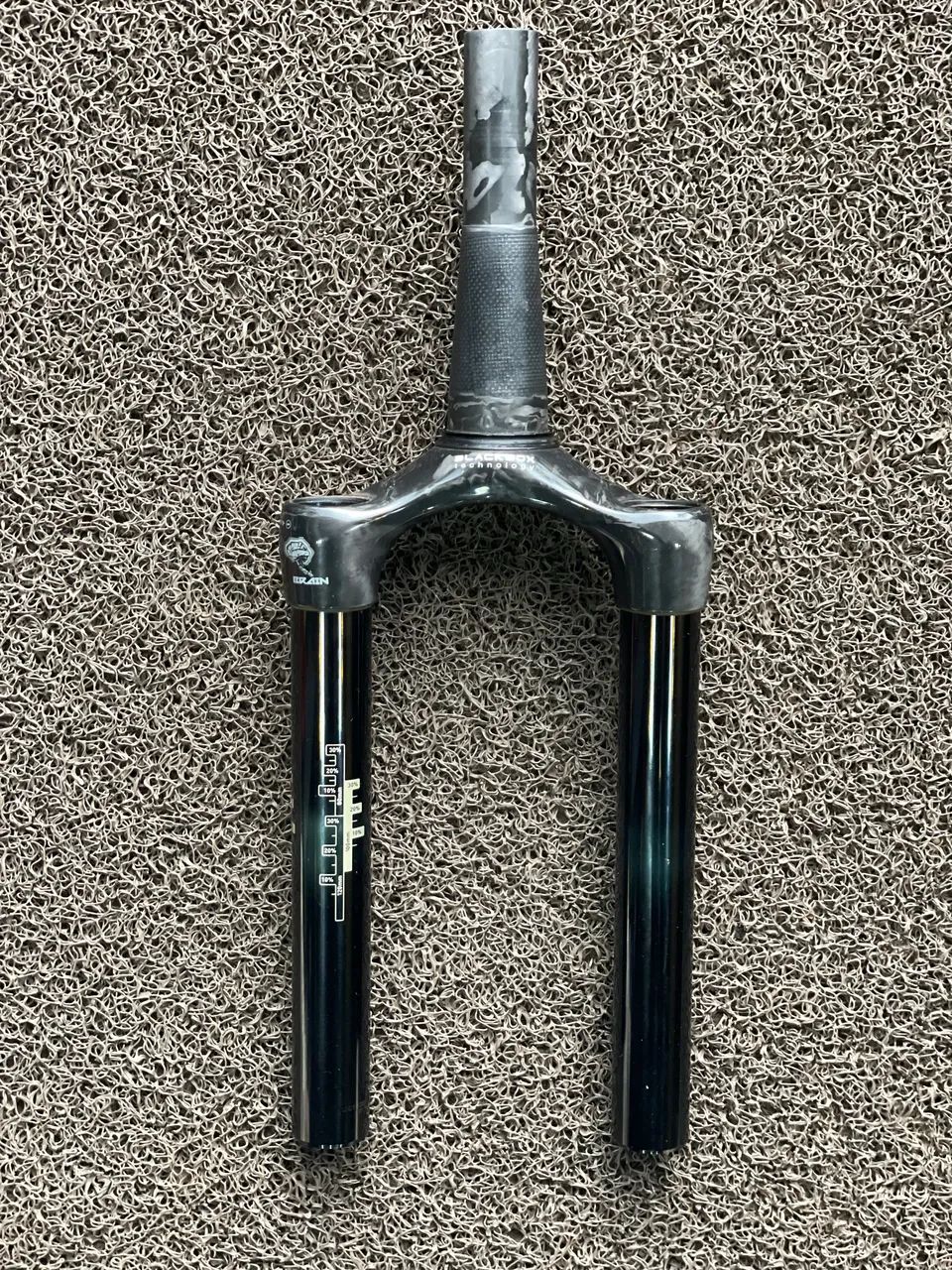 Garfo CSU Rock Shox SID carbono 120mm  - Foto 3