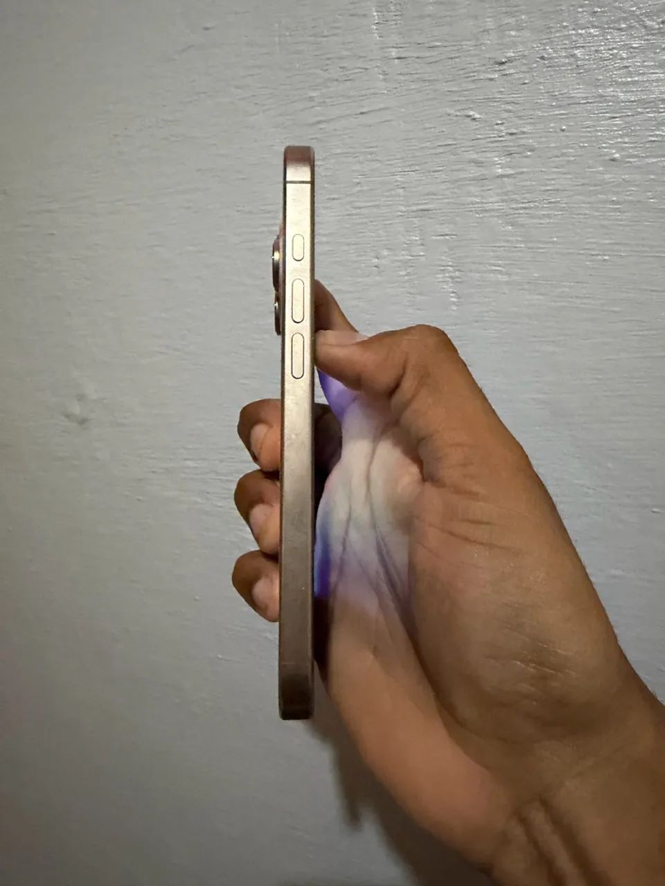 IPHONE 16 PRO - Foto 3