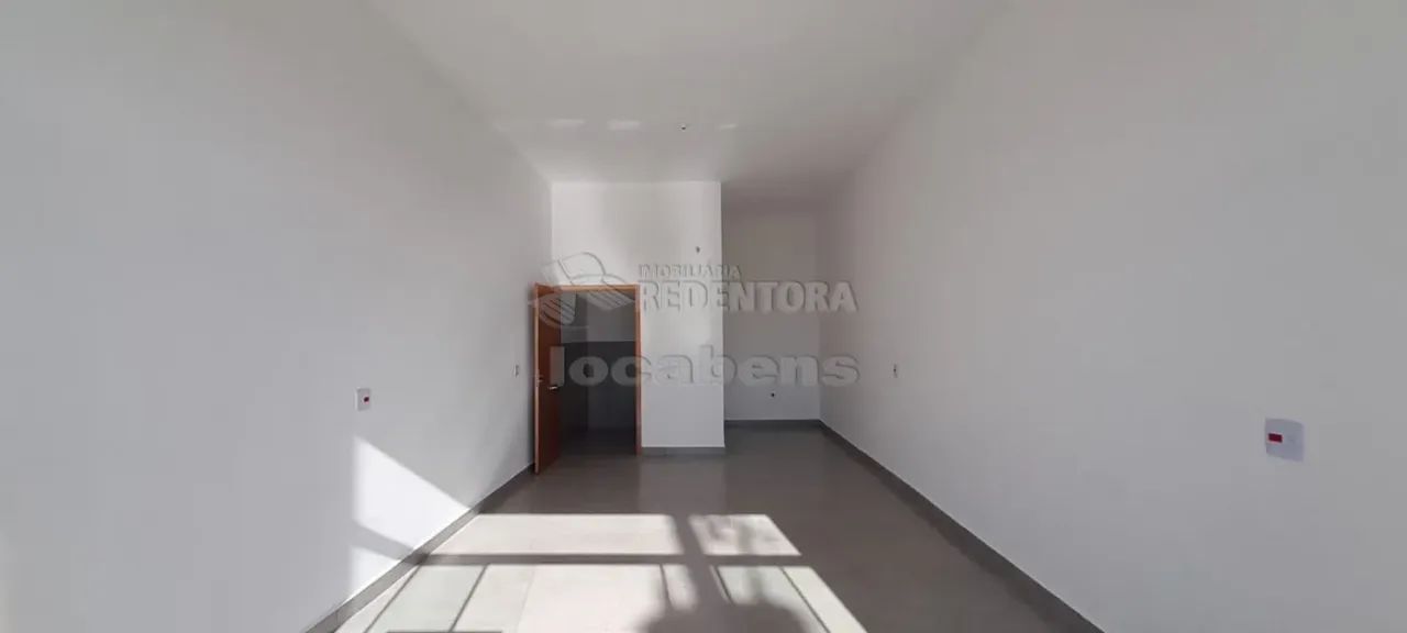 Sala comercial com banheiro com acessibilidade