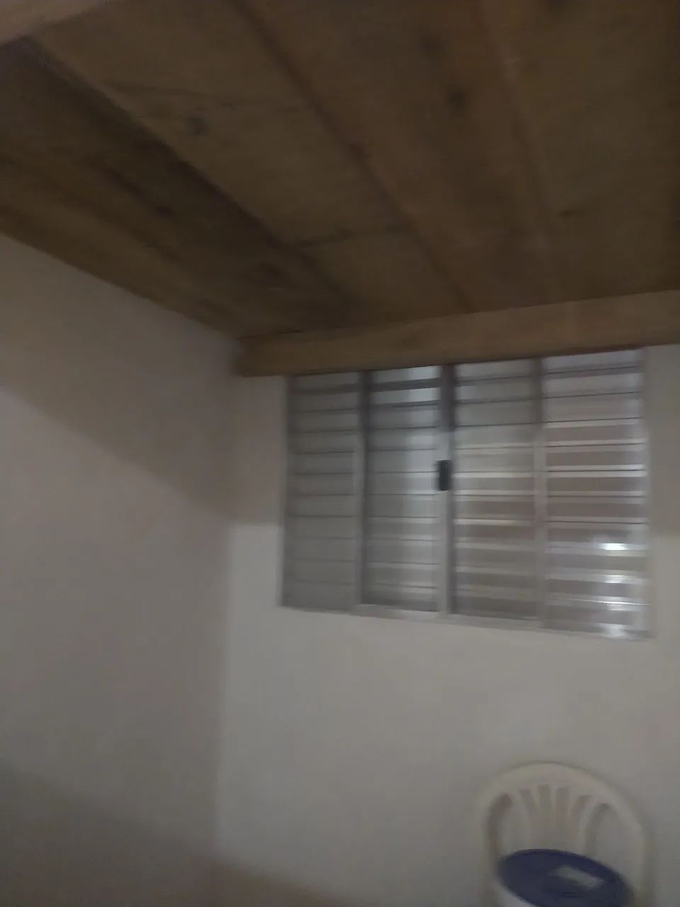 Casa sobreposta só parte de cima 